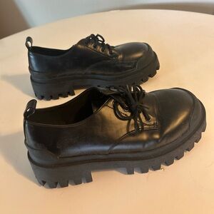 Women’s Black loafers size 9